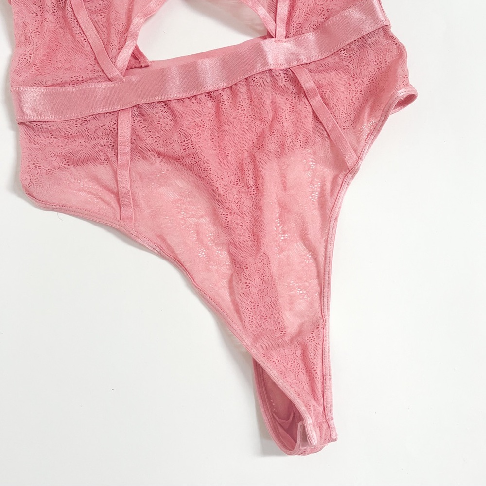 ASOS Pink Lace Bodysuit - Picture 10 of 13
